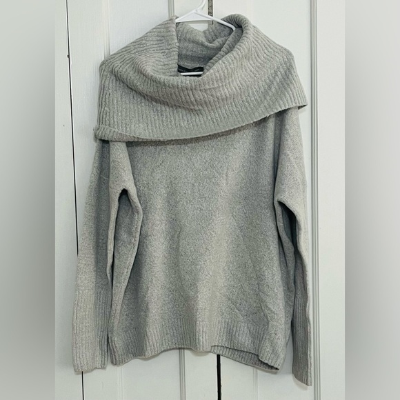 French Connection FLOSSY OFF SHOULDER JUMPER Sweater - Picture 2 of 4